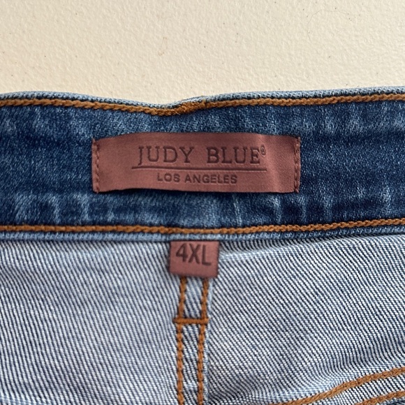 Judy Blue Dark Blue Jean Shorts - Picture 3 of 6